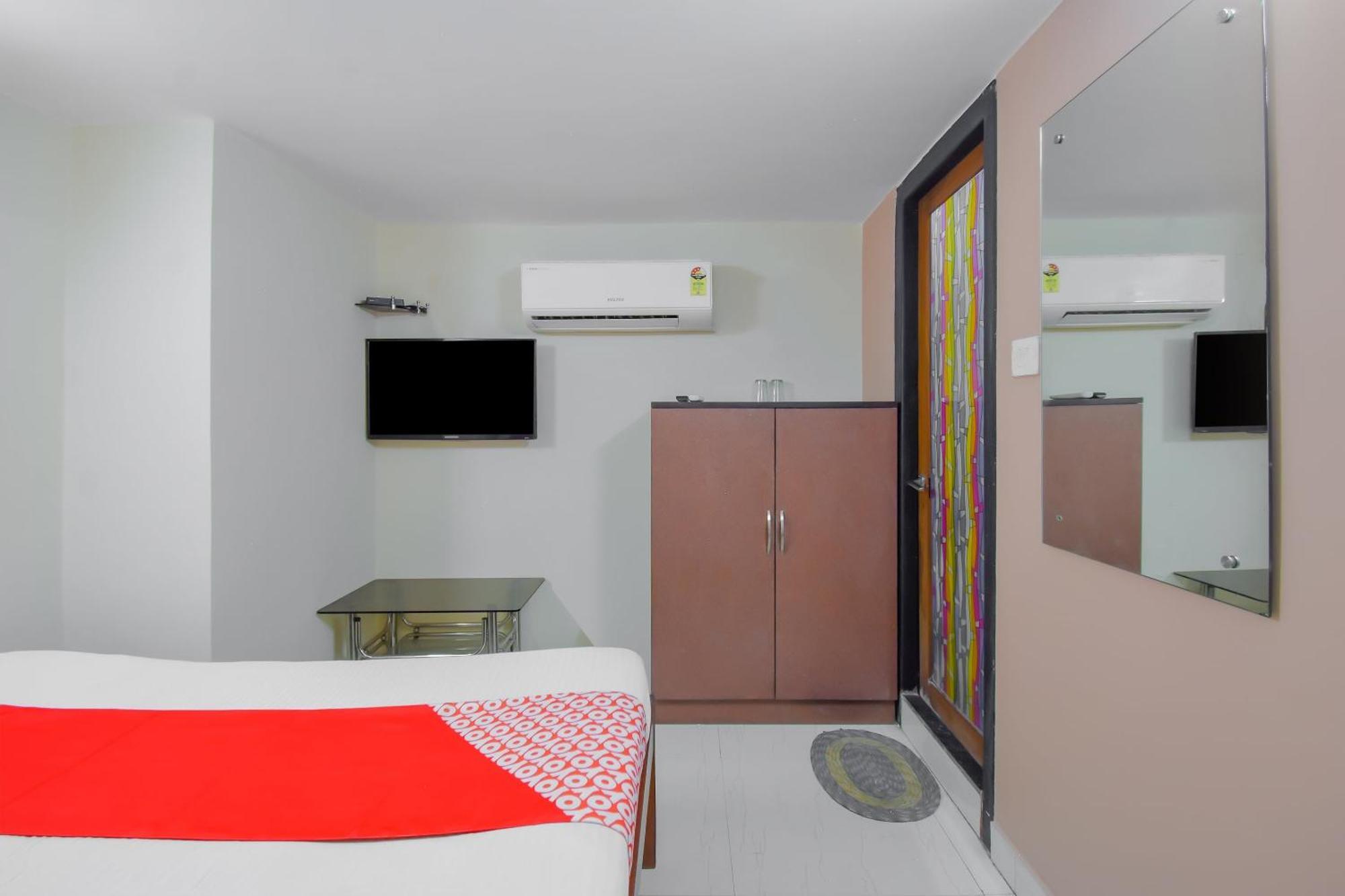 Hotel O Lindsay Inn Guest House Bara Bazar Exterior foto